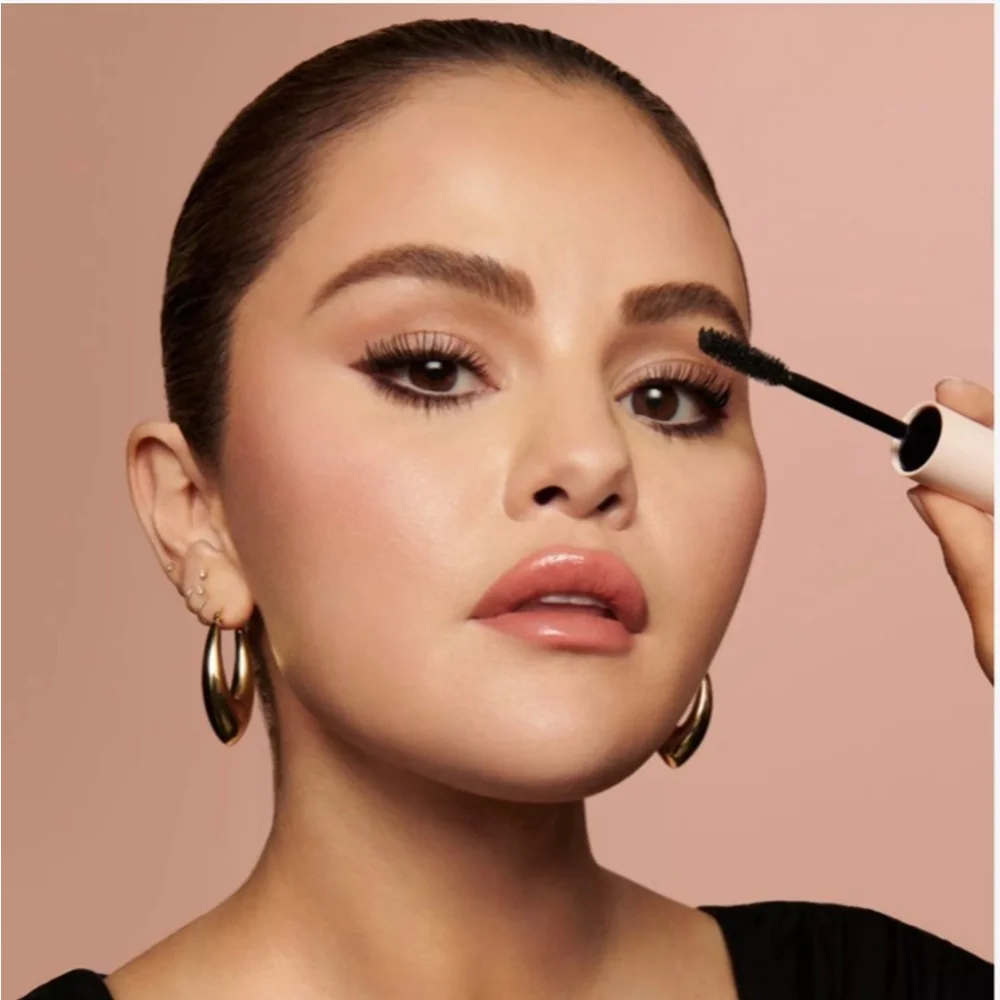 NEW Rare Beauty Perfect Strokes Universal Volumizing Mascara Mini .27